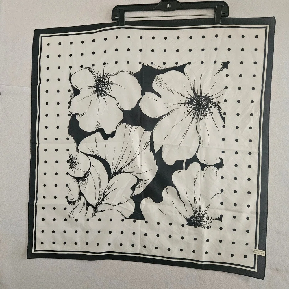 Liz Sinclair Italy Square Scarf Black White Floral Polka Dot Print 30x30